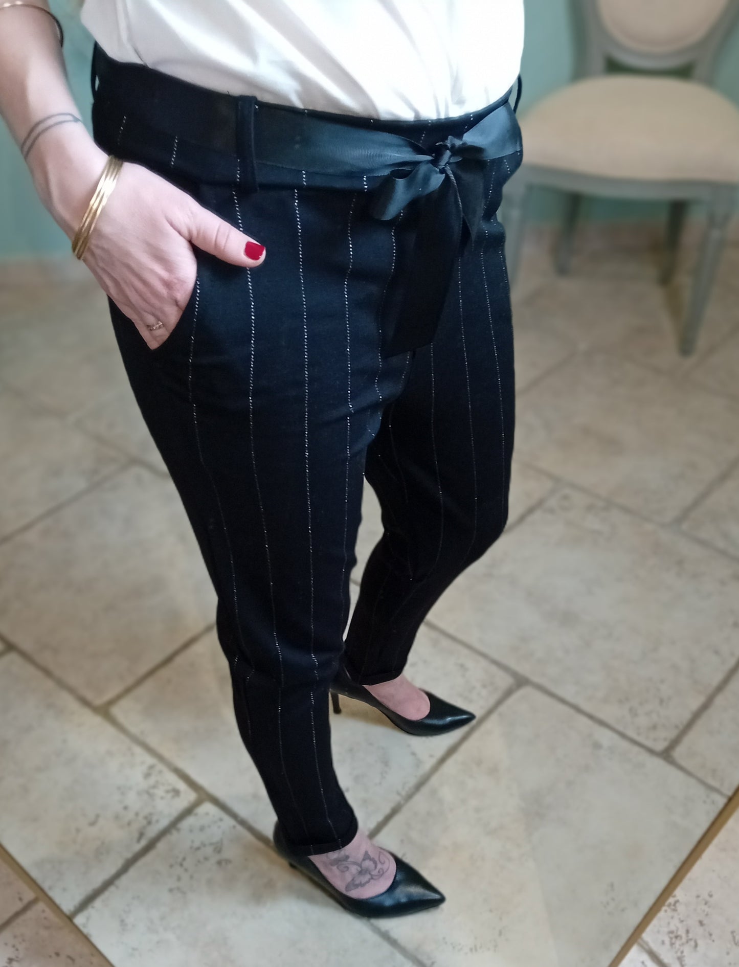 Pantalon rayé noir argent